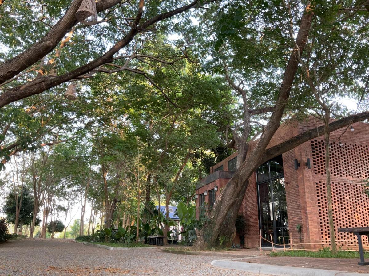 Baan Tonjaeng Resort Chainat Экстерьер фото