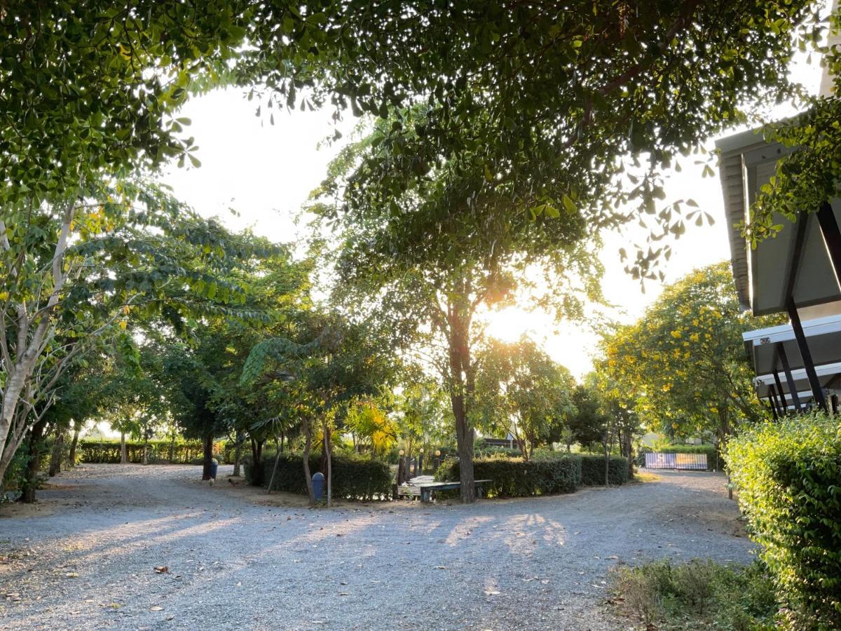 Baan Tonjaeng Resort Chainat Экстерьер фото