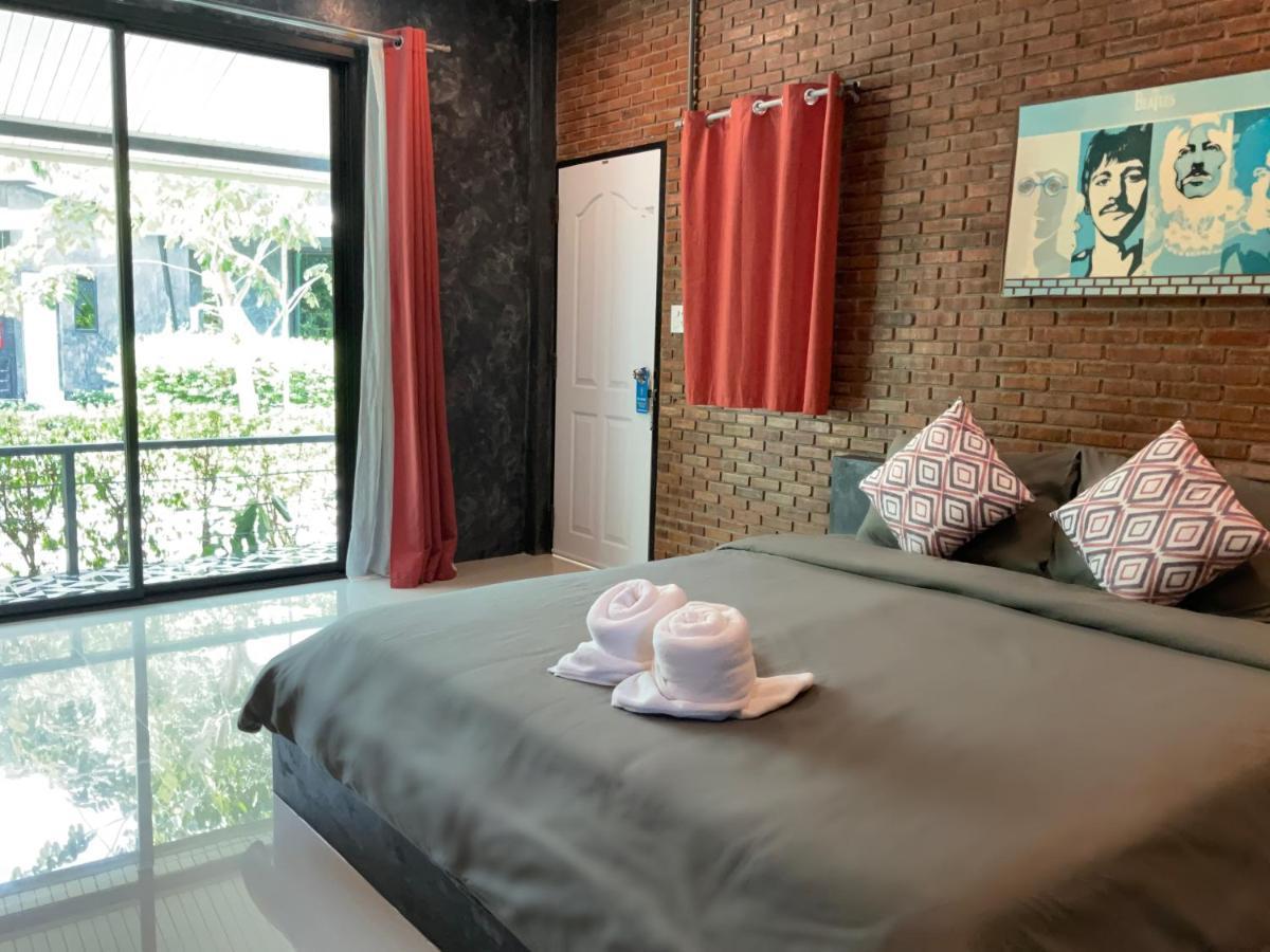 Baan Tonjaeng Resort Chainat Экстерьер фото